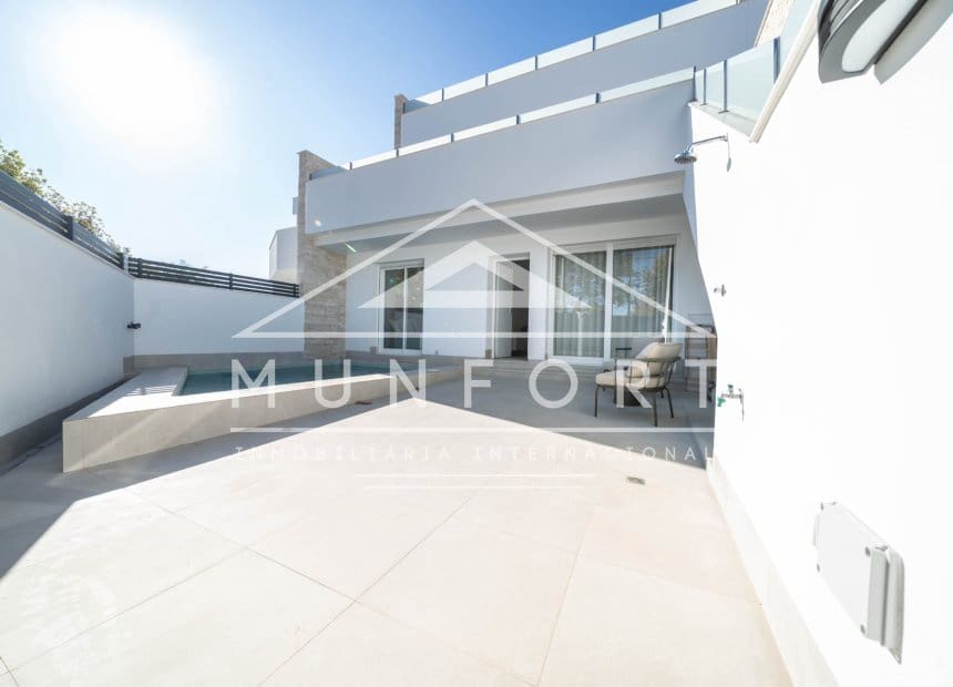 3 soveværelse Bungalow til salg i Pilar de la Horadada med swimmingpool garage - € 314.900 (Ref: 9278742)