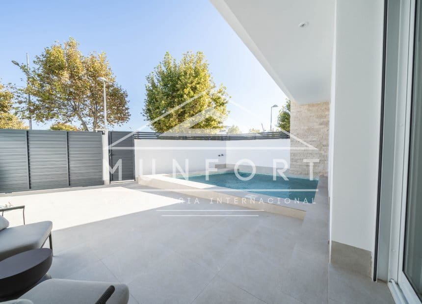 3 soveværelse Bungalow til salg i Pilar de la Horadada med swimmingpool garage - € 314.900 (Ref: 9278742)