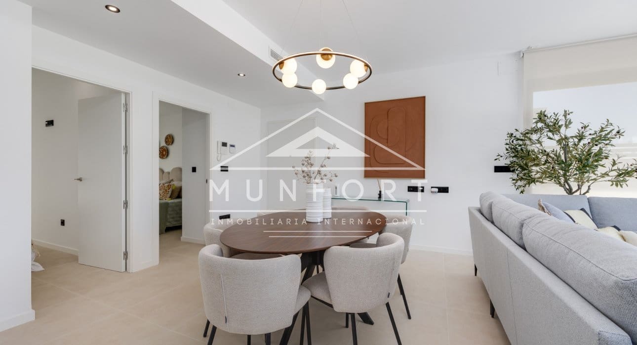 4 Zimmer Villa zu verkaufen in Los Alcazares mit Pool - 685.000 € (Ref: 9279637)