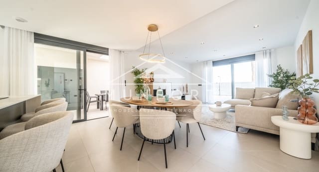 Chalet de 3 habitaciones en Aguas Nuevas, Torrevieja en venta con piscina - 595.000 € (Ref: 9279640)