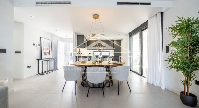 Chalet de 3 habitaciones en Aguas Nuevas, Torrevieja en venta con piscina - 595.000 € (Ref: 9279640)