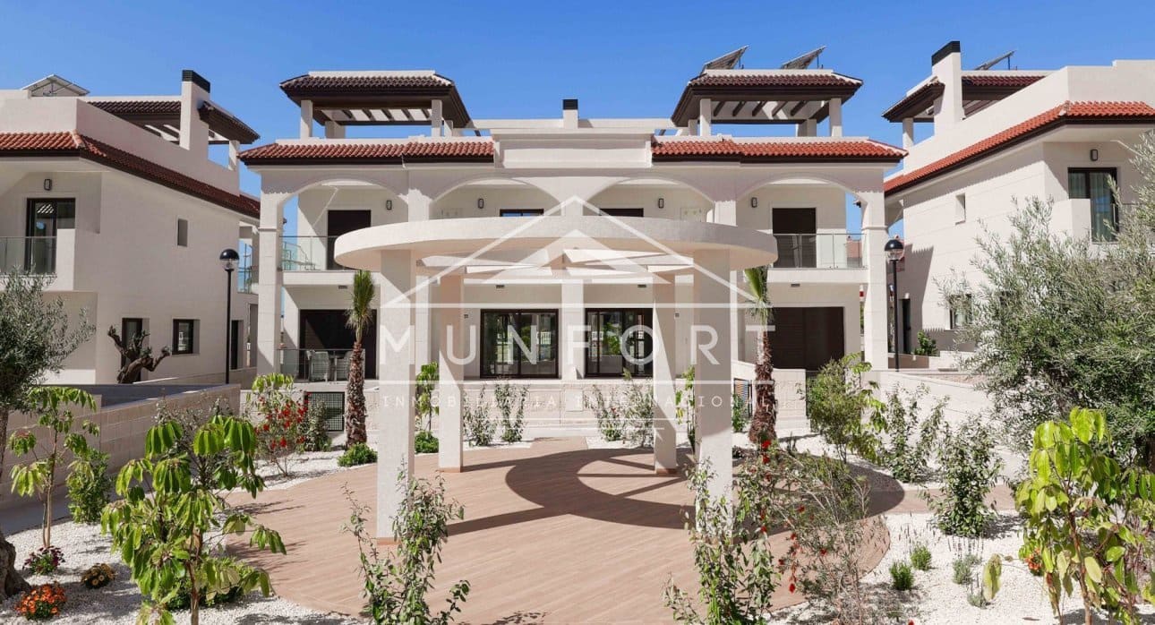 3 slaapkamer Penthouse te koop in Ciudad Quesada met zwembad - € 444.500 (Ref: 9279643)