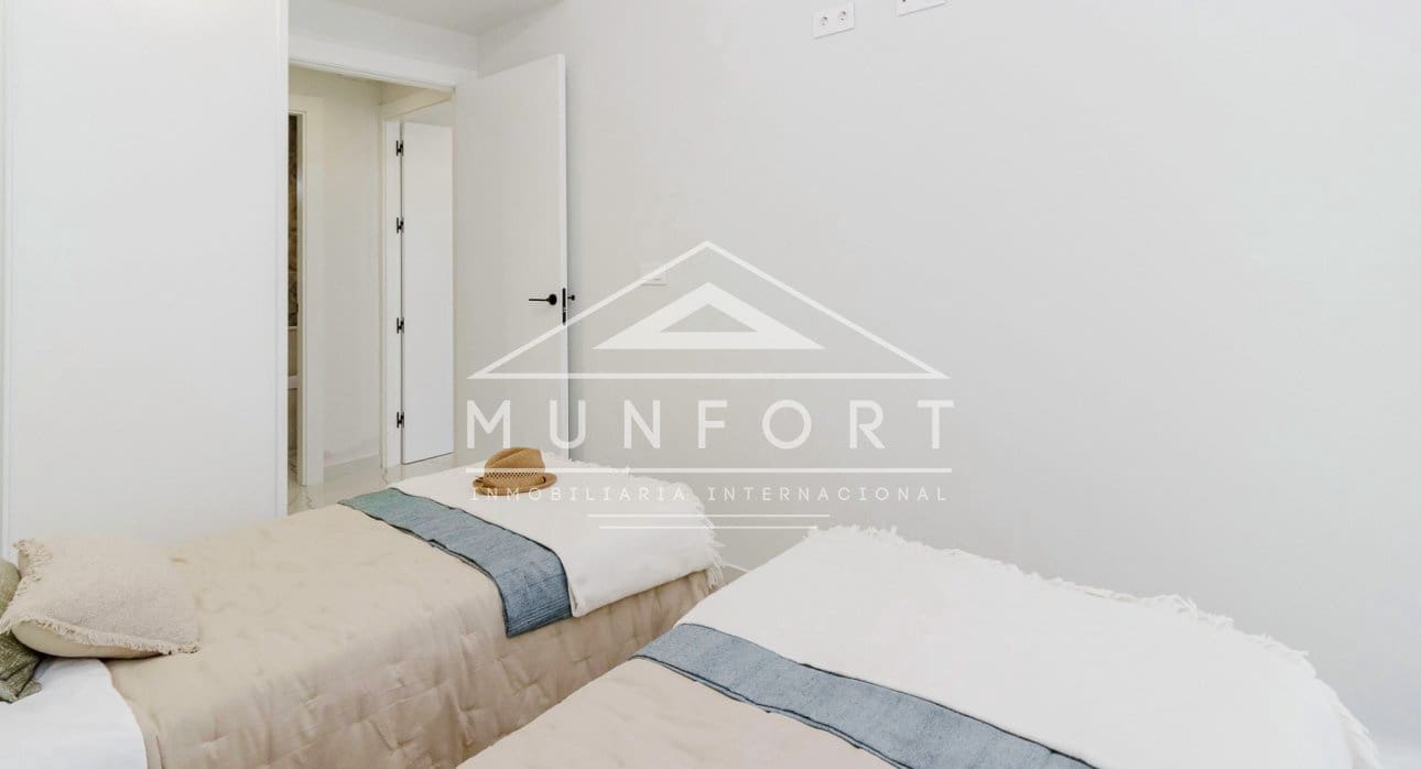 2 makuuhuone Huoneisto myytävänä paikassa San Miguel de Salinas mukana uima-altaan - 224 000 € (Ref: 9279653)