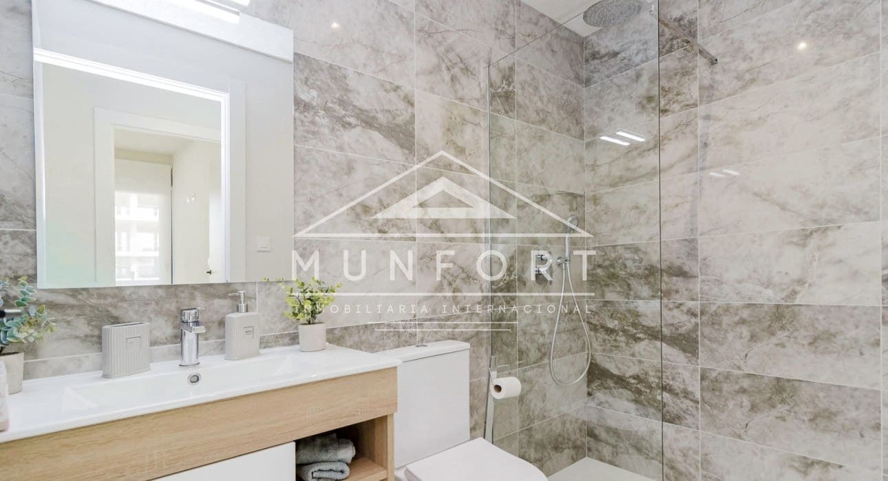 2 makuuhuone Huoneisto myytävänä paikassa San Miguel de Salinas mukana uima-altaan - 224 000 € (Ref: 9279653)