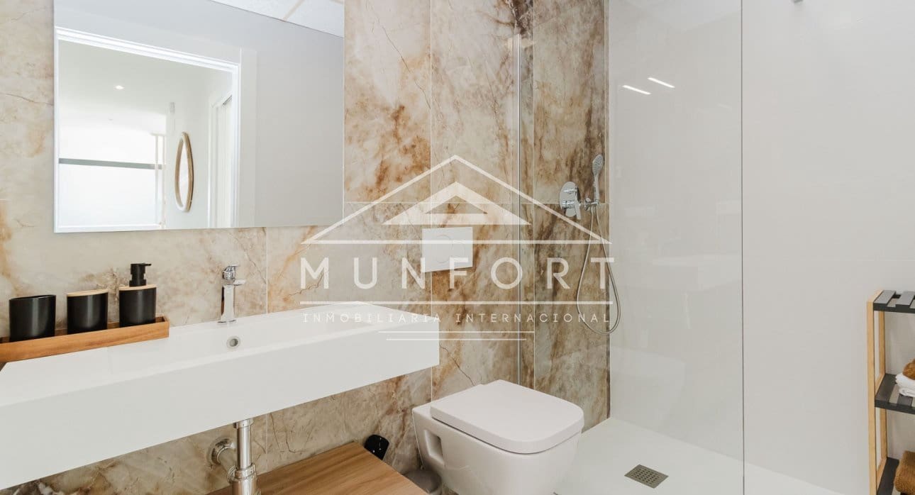 3 slaapkamer Villa te koop in Ciudad Quesada met zwembad - € 496.000 (Ref: 9279654)