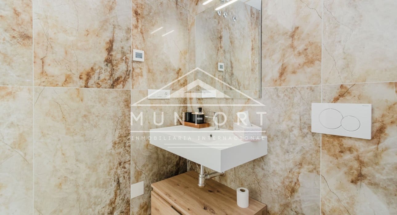 3 slaapkamer Villa te koop in Ciudad Quesada met zwembad - € 496.000 (Ref: 9279654)