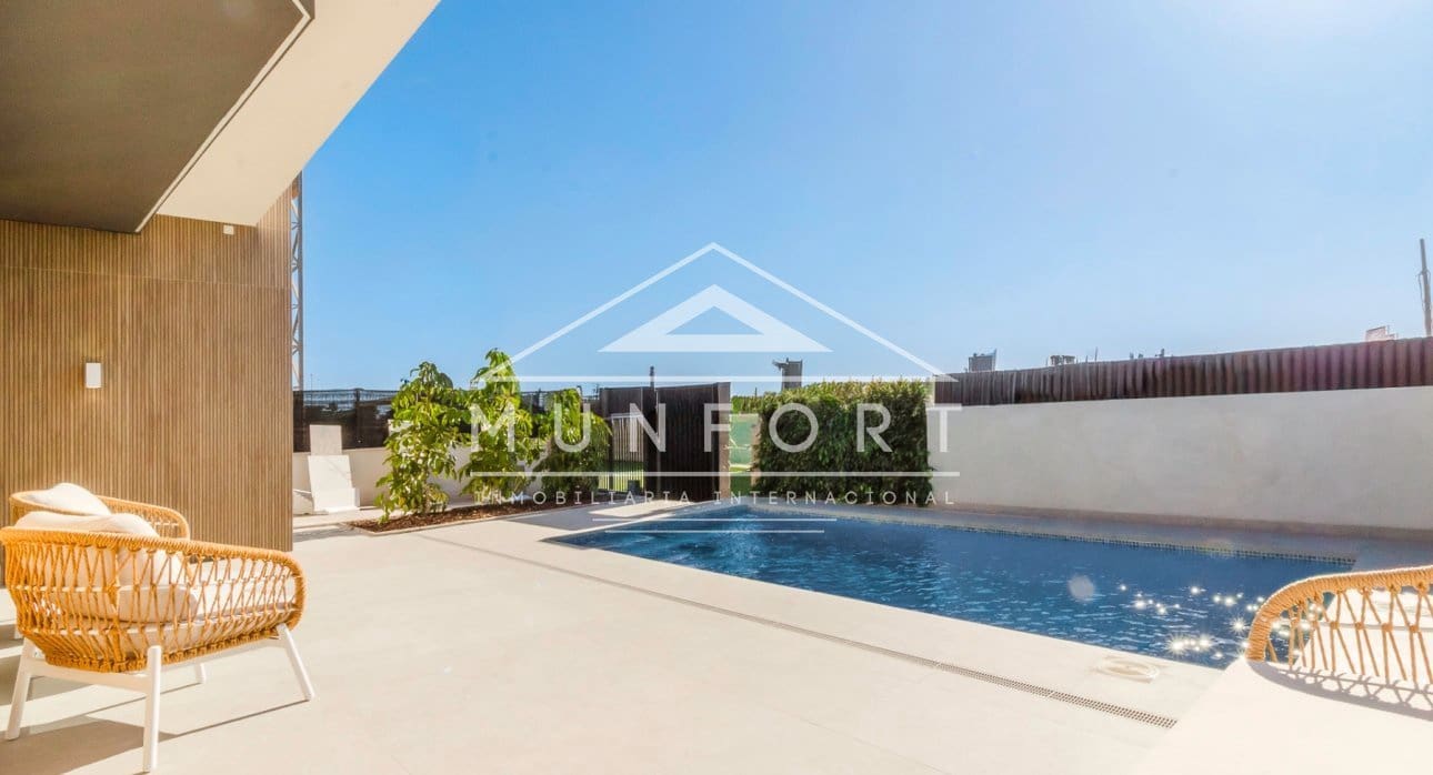 3 slaapkamer Villa te koop in Ciudad Quesada met zwembad - € 496.000 (Ref: 9279654)