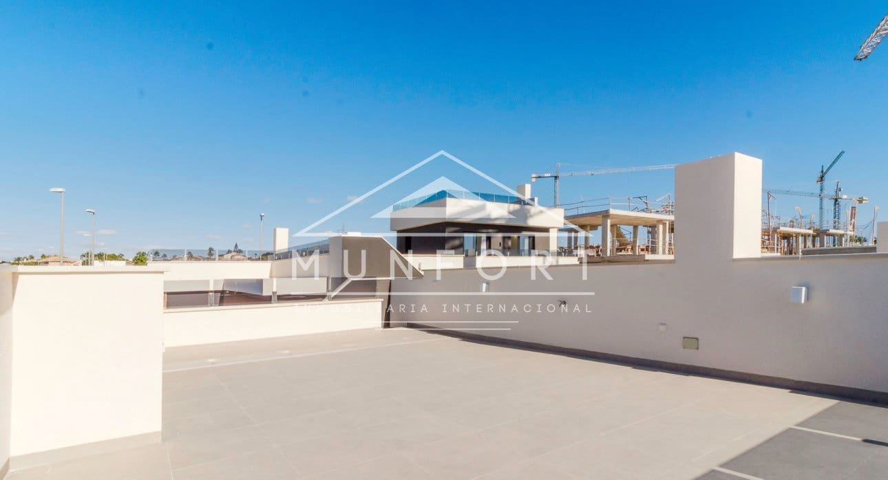 3 slaapkamer Villa te koop in Ciudad Quesada met zwembad - € 496.000 (Ref: 9279654)