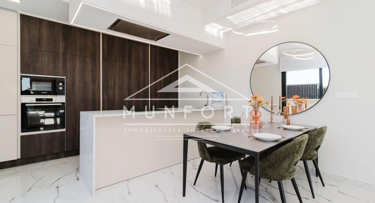 3 slaapkamer Villa te koop in Ciudad Quesada met zwembad - € 496.000 (Ref: 9279654)