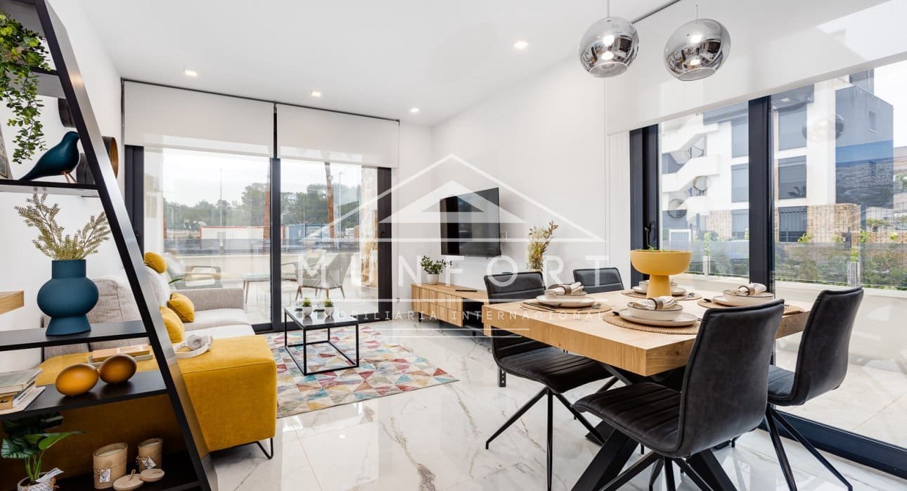 2 slaapkamer Bungalow te koop in Ciudad Quesada met zwembad - € 294.000 (Ref: 9279655)