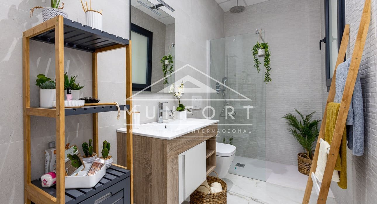 2 slaapkamer Bungalow te koop in Ciudad Quesada met zwembad - € 294.000 (Ref: 9279655)