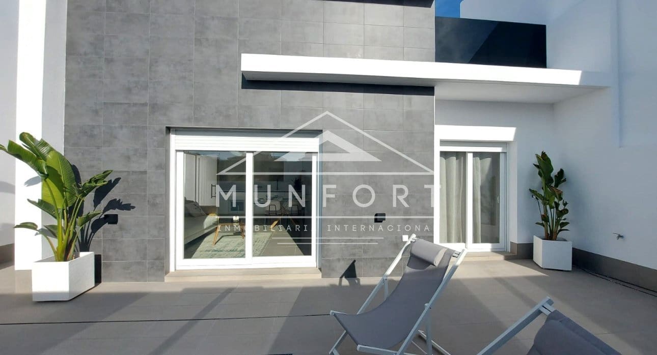 2 makuuhuone Huvila myytävänä paikassa Roldan mukana uima-altaan - 227 500 € (Ref: 9279658)