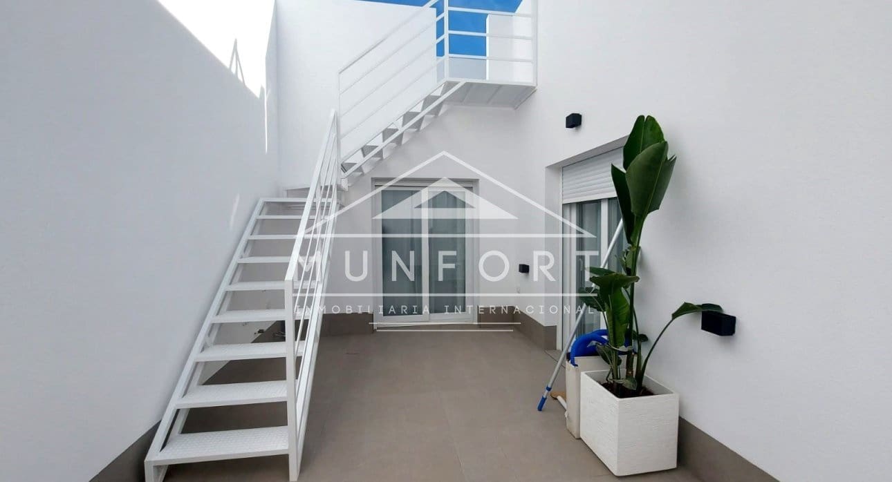 2 makuuhuone Huvila myytävänä paikassa Roldan mukana uima-altaan - 227 500 € (Ref: 9279658)