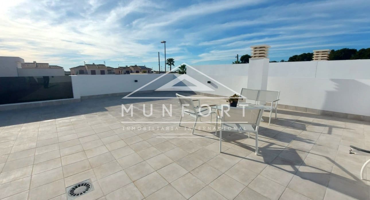 2 makuuhuone Huvila myytävänä paikassa Roldan mukana uima-altaan - 227 500 € (Ref: 9279658)