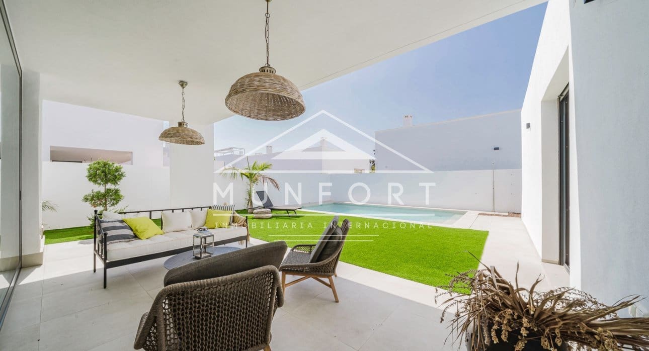 3 slaapkamer Villa te koop in Mar de Cristal met zwembad - € 549.000 (Ref: 9279659)