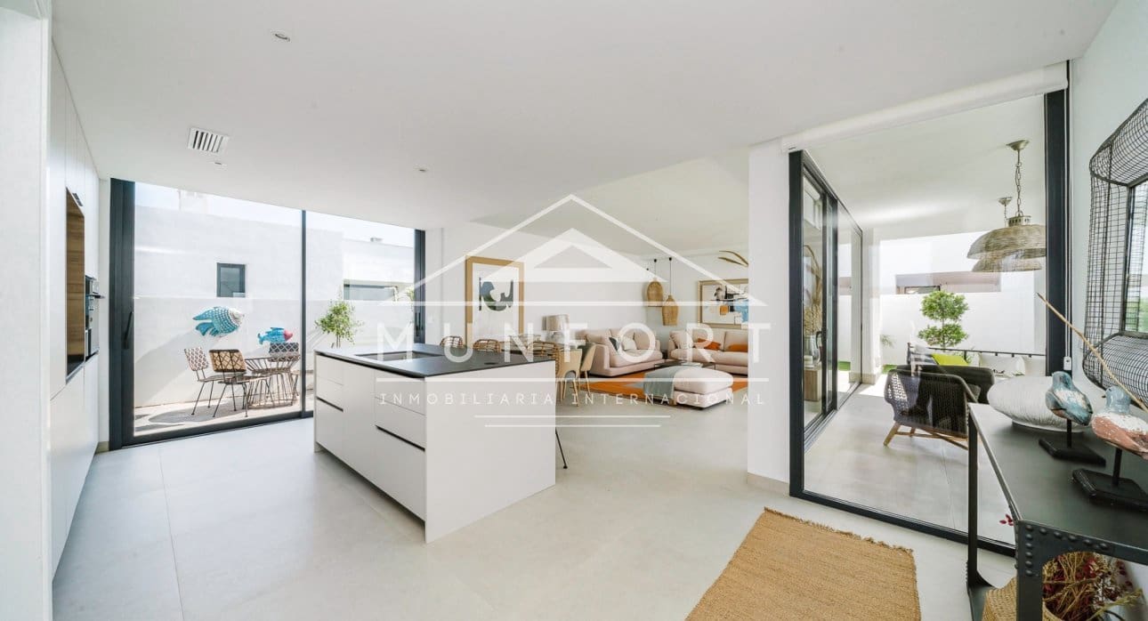 3 slaapkamer Villa te koop in Mar de Cristal met zwembad - € 549.000 (Ref: 9279659)