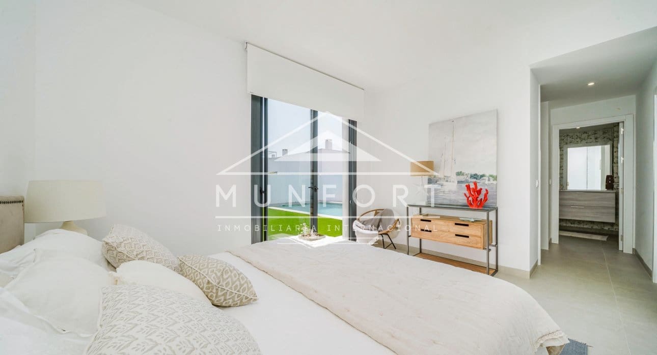 3 slaapkamer Villa te koop in Mar de Cristal met zwembad - € 549.000 (Ref: 9279659)