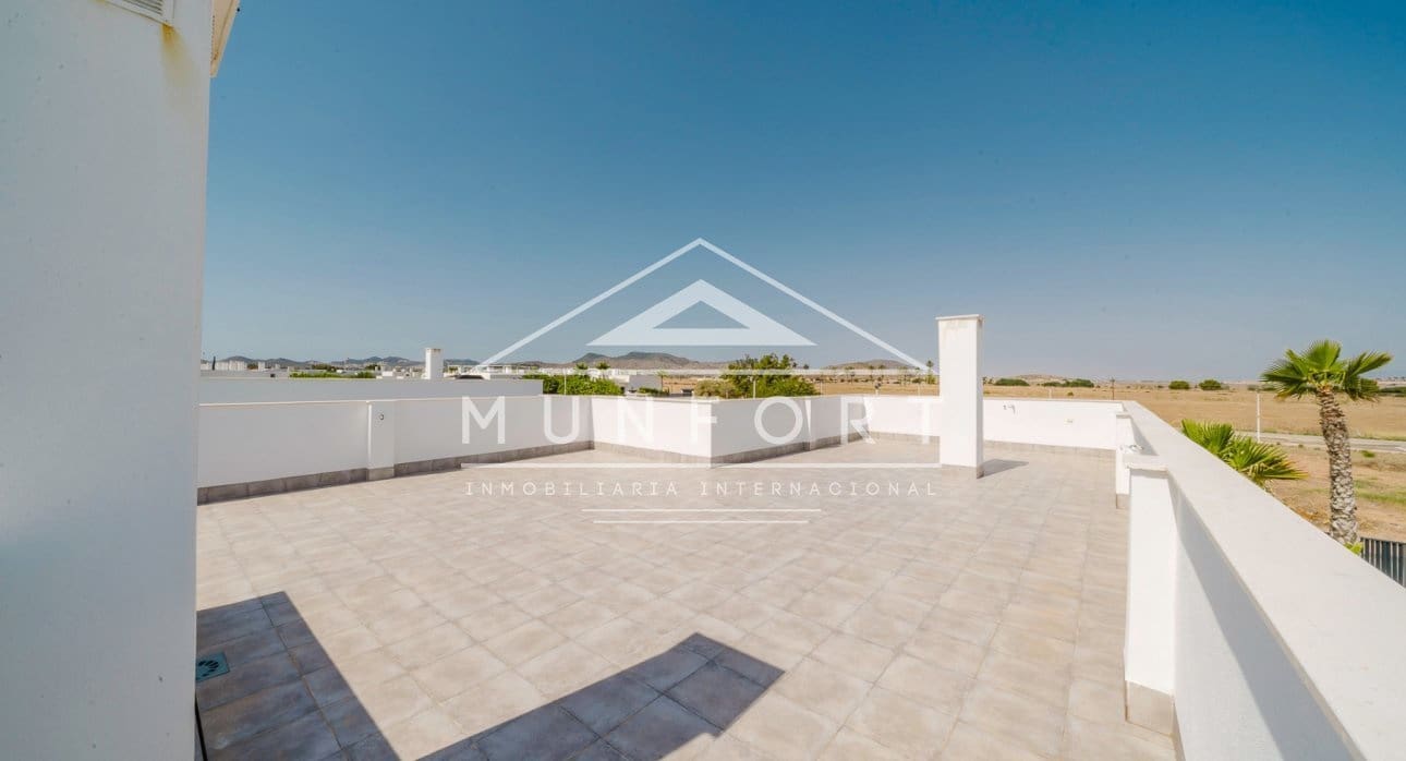 3 slaapkamer Villa te koop in Mar de Cristal met zwembad - € 549.000 (Ref: 9279659)