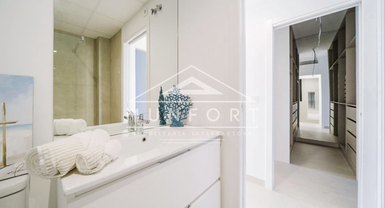 2 chambre Appartement à vendre à Mar de Cristal avec piscine - 305 000 € (Ref: 9279660)