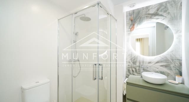 3 sovrum Semi-fristående Villa till salu i San Pedro del Pinatar ciudad, San Pedro del Pinatar med pool - 419 900 € (Ref: 9279662)