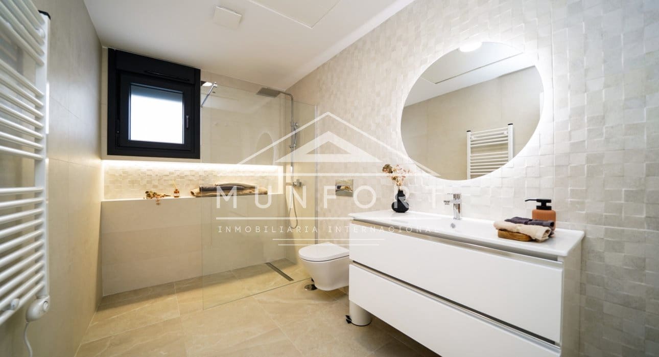 3 makuuhuone Omakotitalo myytävänä paikassa San Pedro del Pinatar mukana uima-altaan - 369 900 € (Ref: 9279790)