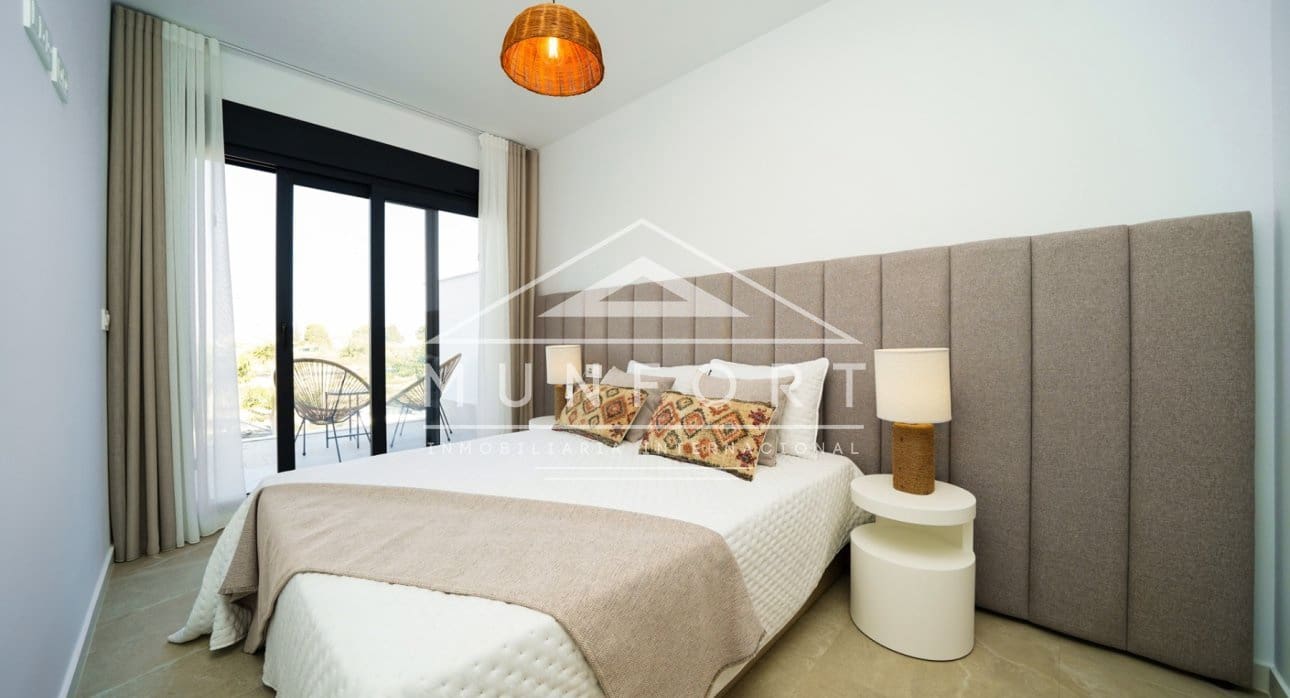 3 makuuhuone Omakotitalo myytävänä paikassa San Pedro del Pinatar mukana uima-altaan - 369 900 € (Ref: 9279790)