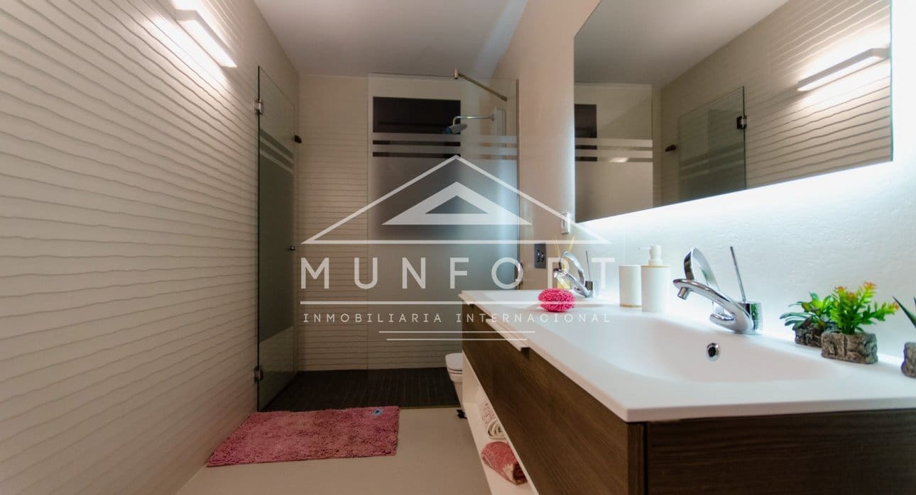 4 sovrum Villa till salu i San Miguel de Salinas med pool - 1 500 000 € (Ref: 9282643)