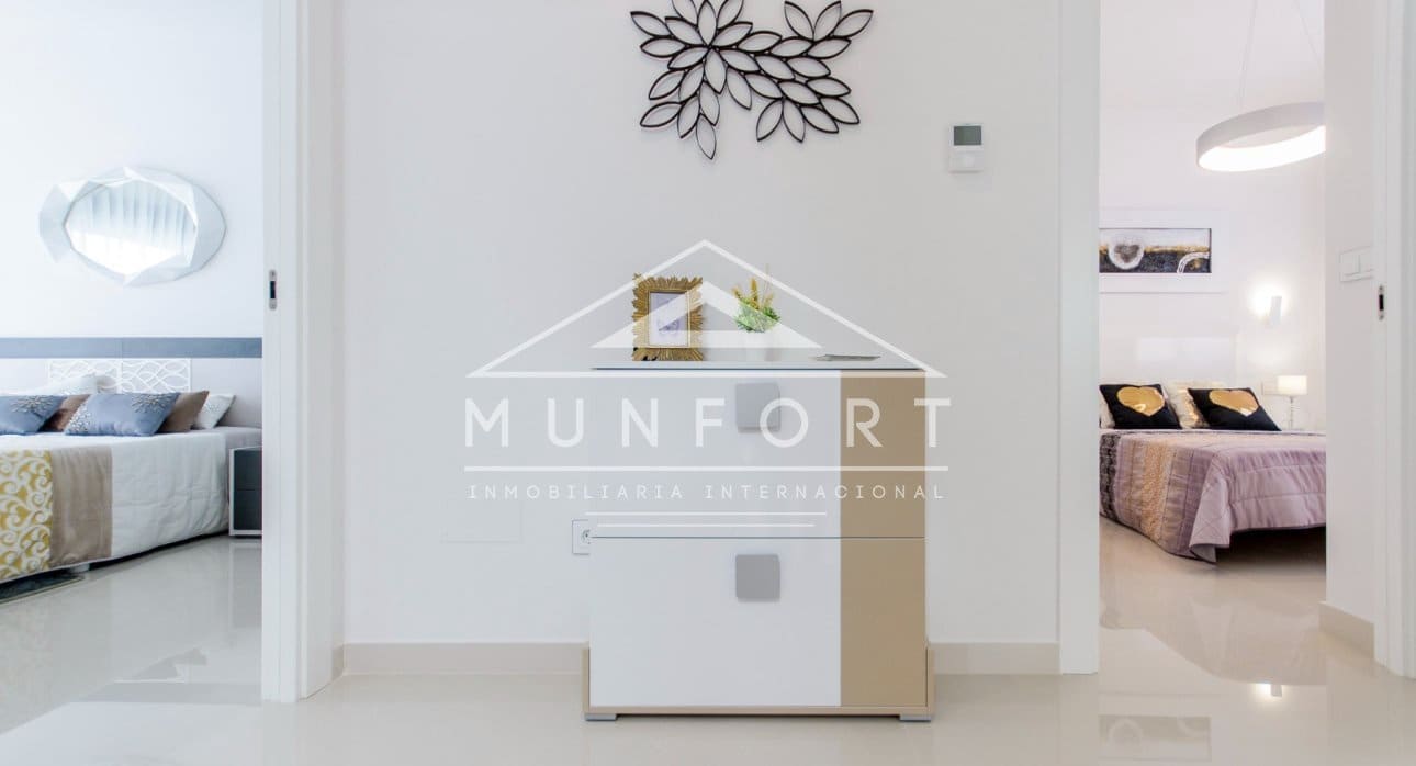 4 makuuhuone Huvila myytävänä paikassa San Miguel de Salinas mukana uima-altaan - 875 000 € (Ref: 9282645)