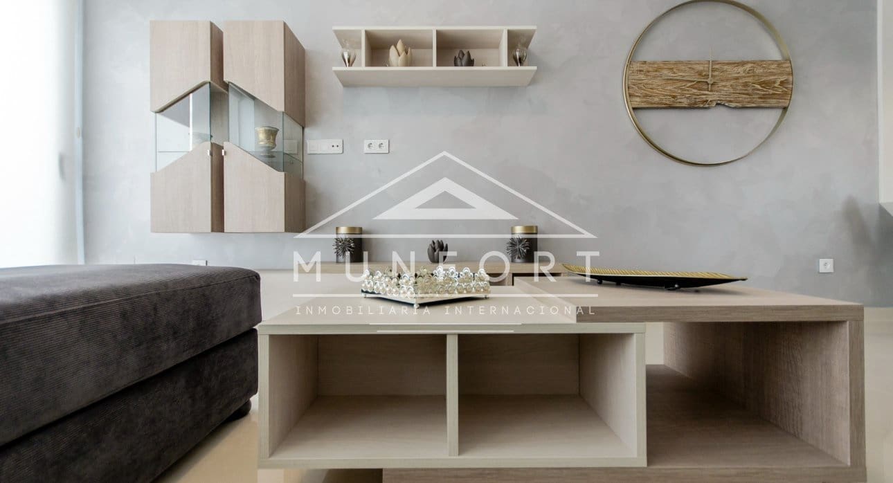 4 makuuhuone Huvila myytävänä paikassa San Miguel de Salinas mukana uima-altaan - 875 000 € (Ref: 9282645)