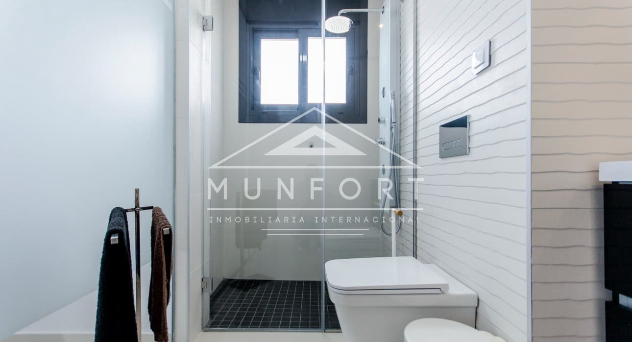 4 makuuhuone Huvila myytävänä paikassa San Miguel de Salinas mukana uima-altaan - 875 000 € (Ref: 9282645)