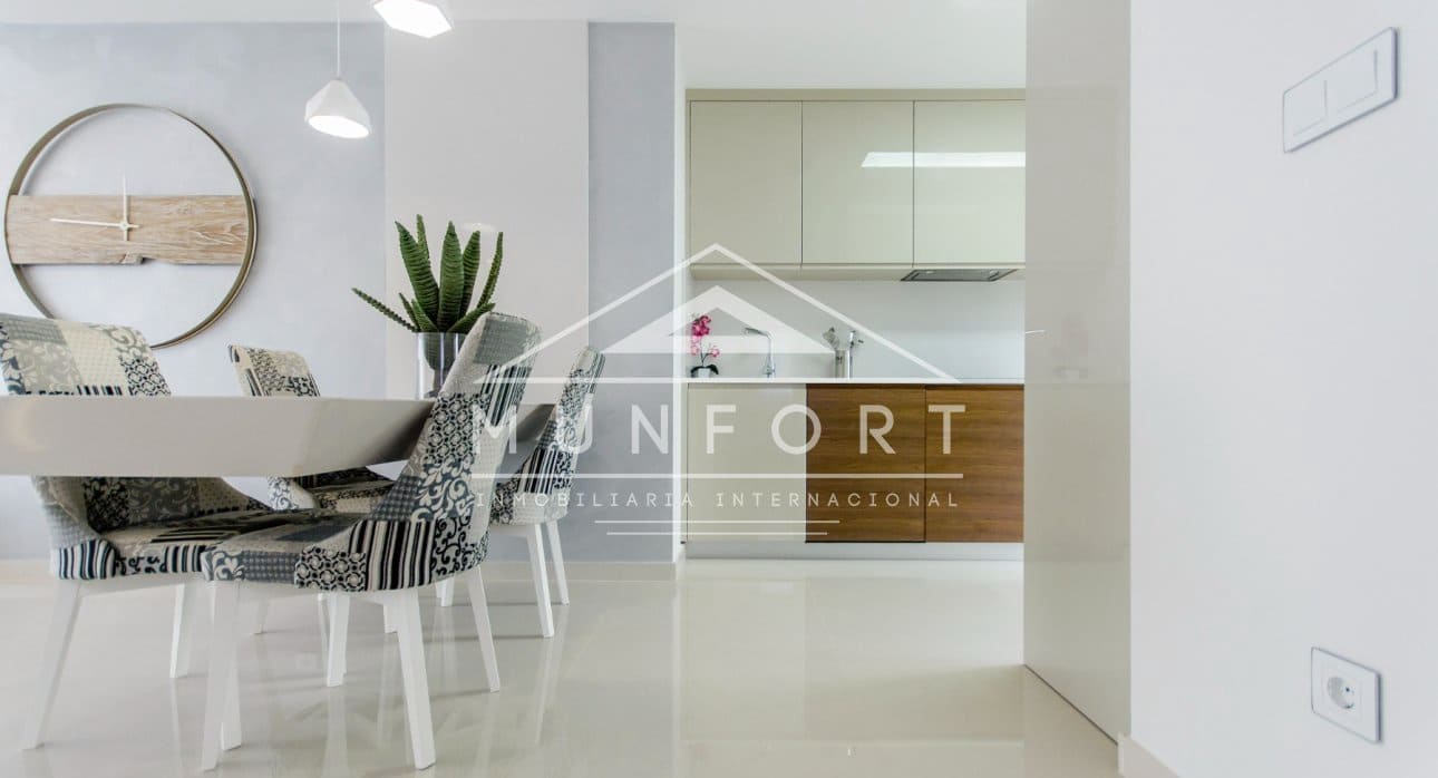 4 bedroom Villa for sale in San Miguel de Salinas with pool - € 630,000 (Ref: 9282646)