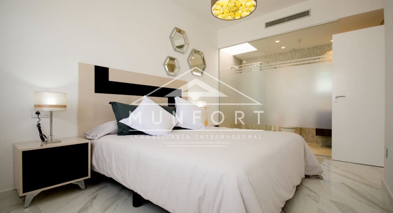 3 bedroom Villa for sale in San Miguel de Salinas with pool - € 875,000 (Ref: 9282647)