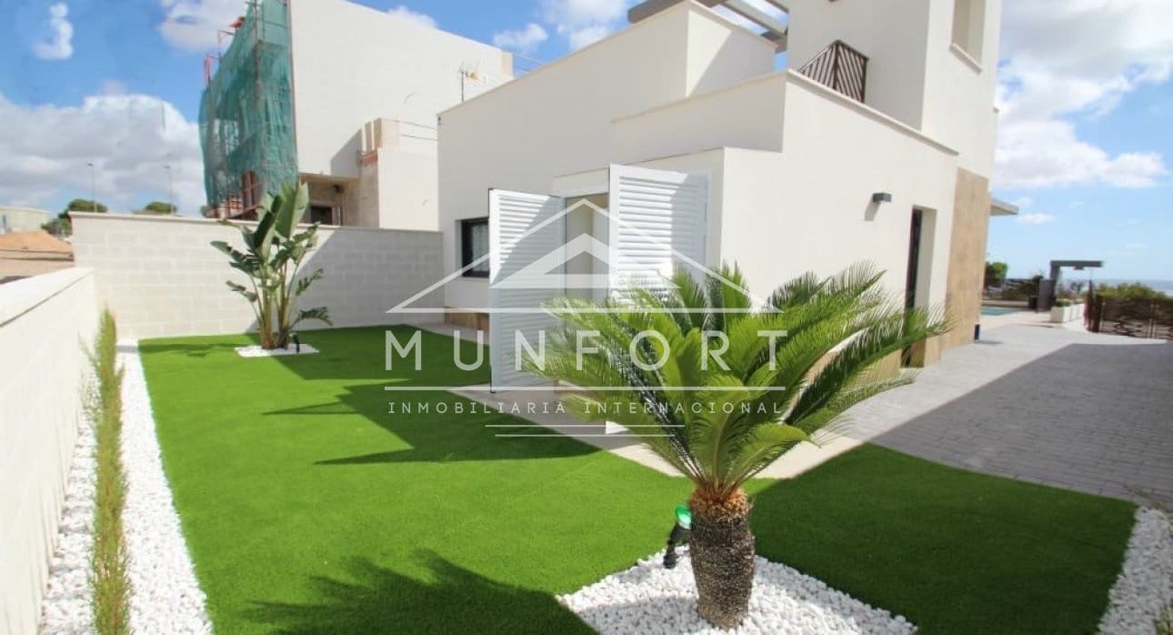 3 bedroom Villa for sale in San Miguel de Salinas with pool - € 875,000 (Ref: 9282647)