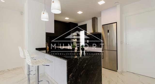 3 quarto Moradia para venda em San Miguel de Salinas com piscina - 875 000 € (Ref: 9282647)