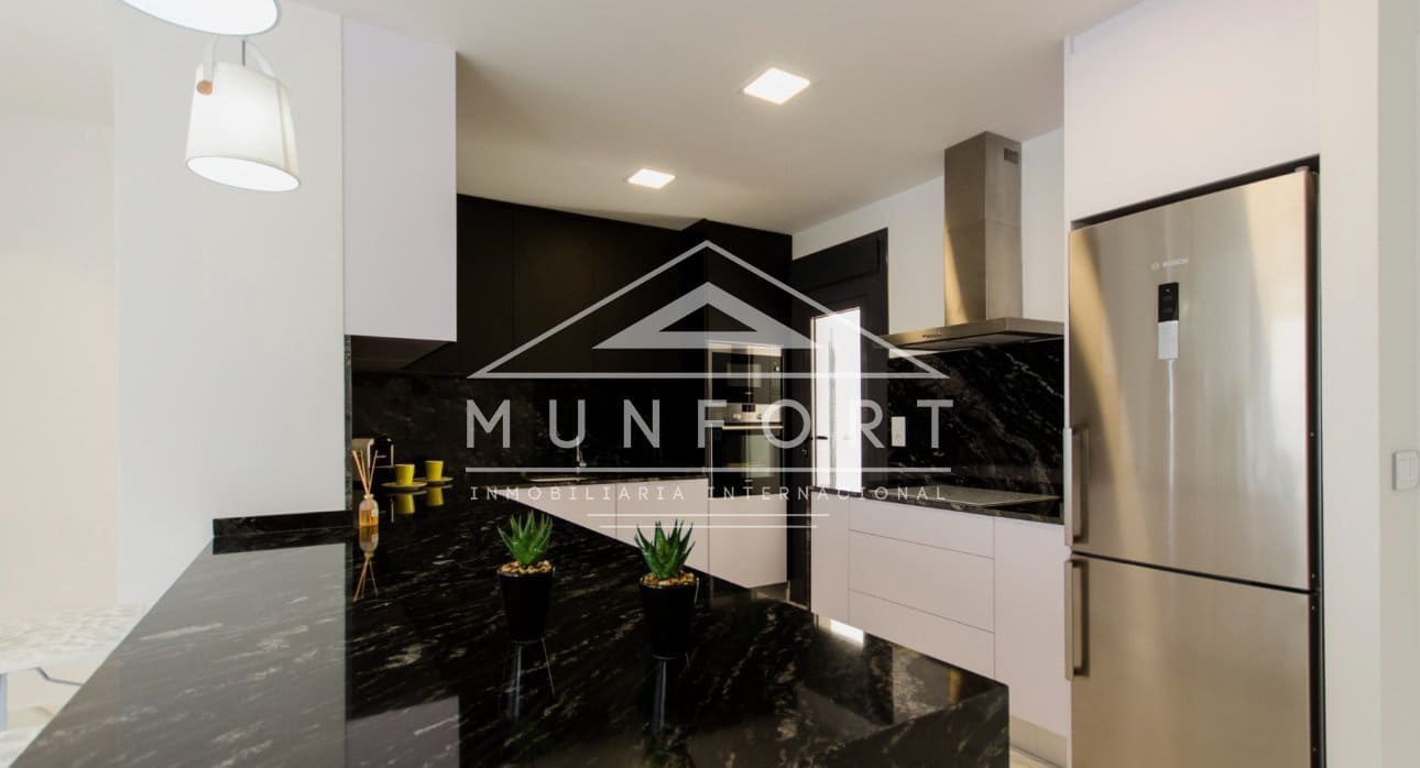 3 slaapkamer Villa te koop in San Miguel de Salinas - € 630.000 (Ref: 9282648)