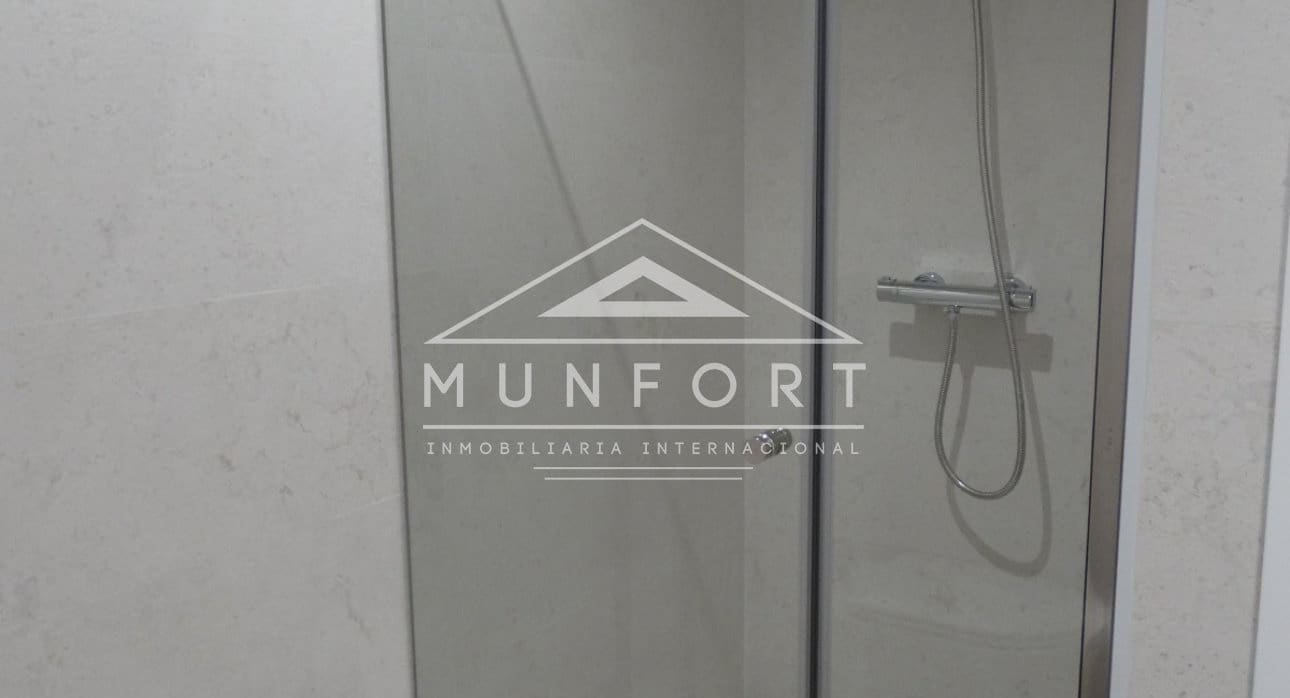 2 quarto Bungalow para venda em Pilar de la Horadada com piscina - 245 000 € (Ref: 9282840)