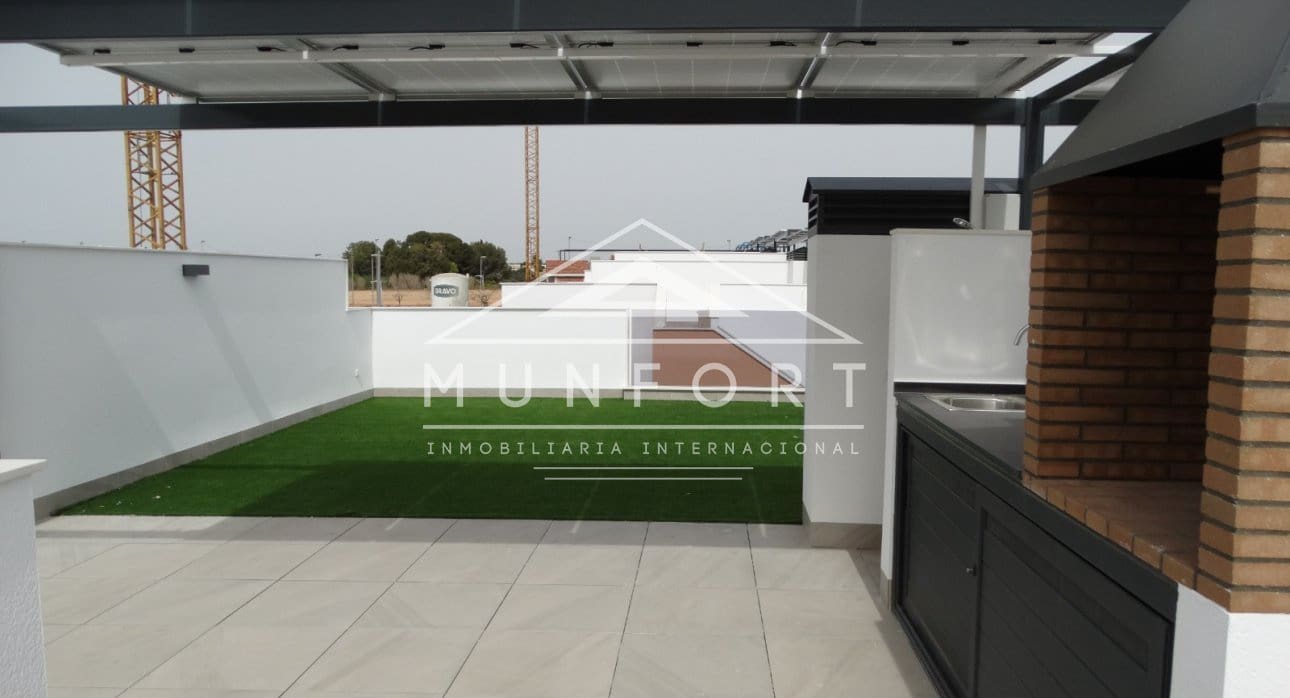 2 quarto Bungalow para venda em Pilar de la Horadada com piscina - 245 000 € (Ref: 9282840)