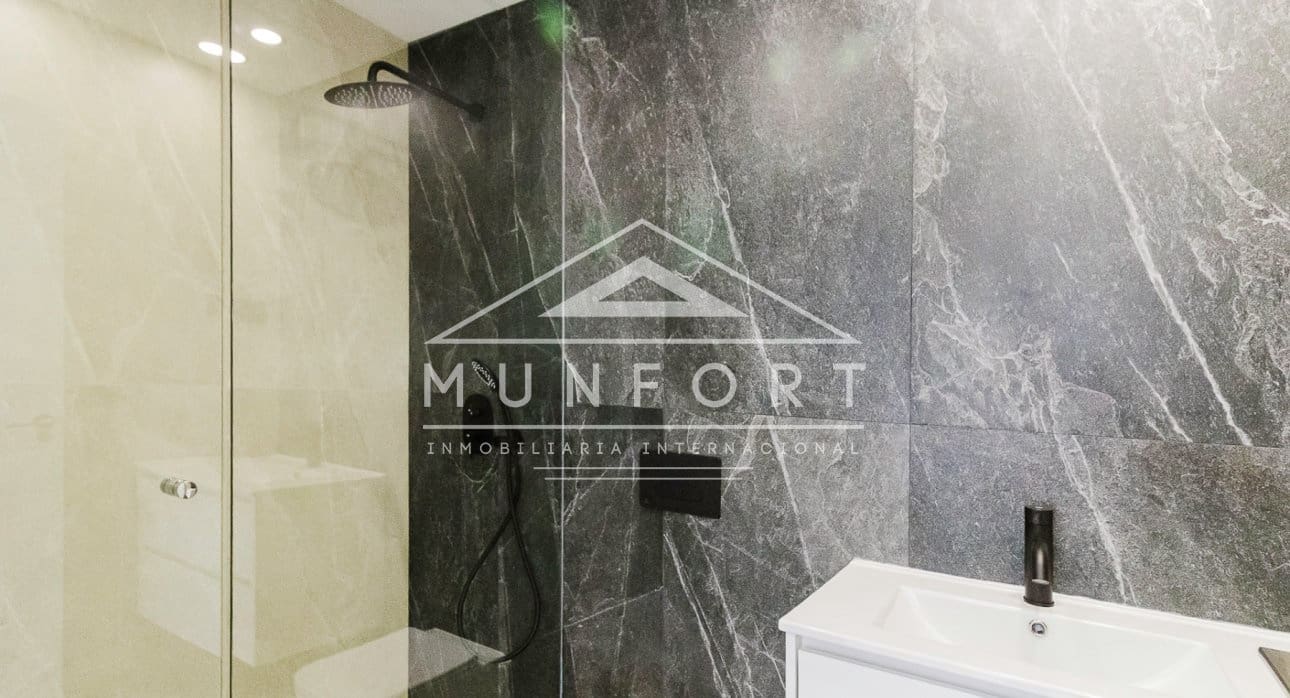 2 Zimmer Apartment zu verkaufen in Los Alcazares mit Pool - 299.000 € (Ref: 9283047)