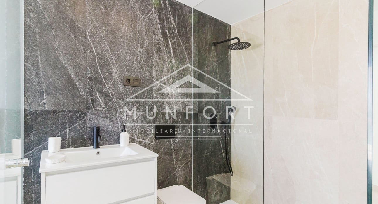 2 Zimmer Apartment zu verkaufen in Los Alcazares mit Pool - 299.000 € (Ref: 9283047)