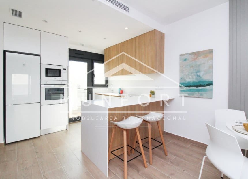 3 slaapkamer Bungalow te koop in Pilar de la Horadada met zwembad - € 295.000 (Ref: 9283051)