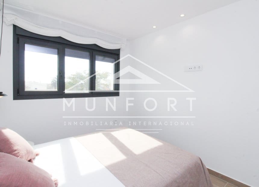 3 slaapkamer Bungalow te koop in Pilar de la Horadada met zwembad - € 295.000 (Ref: 9283051)