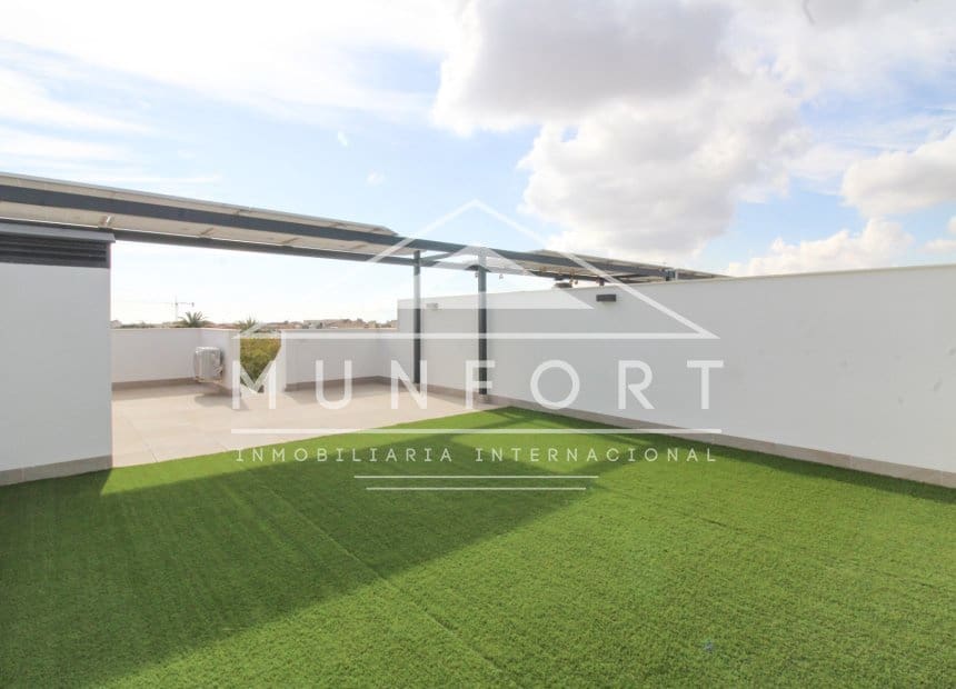 3 slaapkamer Bungalow te koop in Pilar de la Horadada met zwembad - € 295.000 (Ref: 9283051)