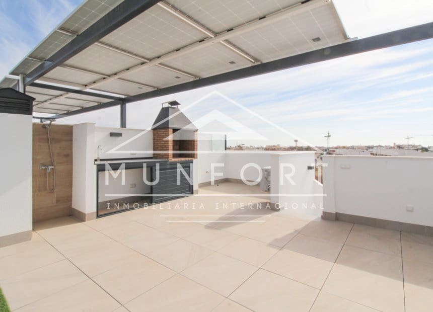 3 slaapkamer Bungalow te koop in Pilar de la Horadada met zwembad - € 295.000 (Ref: 9283051)