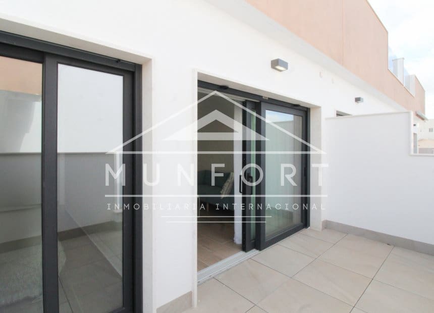 3 slaapkamer Bungalow te koop in Pilar de la Horadada met zwembad - € 295.000 (Ref: 9283051)