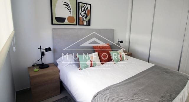 4 slaapkamer Huis te koop in Pilar de la Horadada ciudad, Pilar de la Horadada met zwembad - € 369.900 (Ref: 9283052)