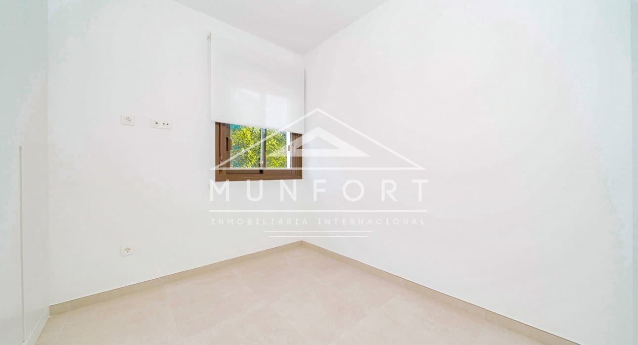 4 soverom Hus til salgs i Pilar de la Horadada med svømmebasseng - € 369 900 (Ref: 9283052)