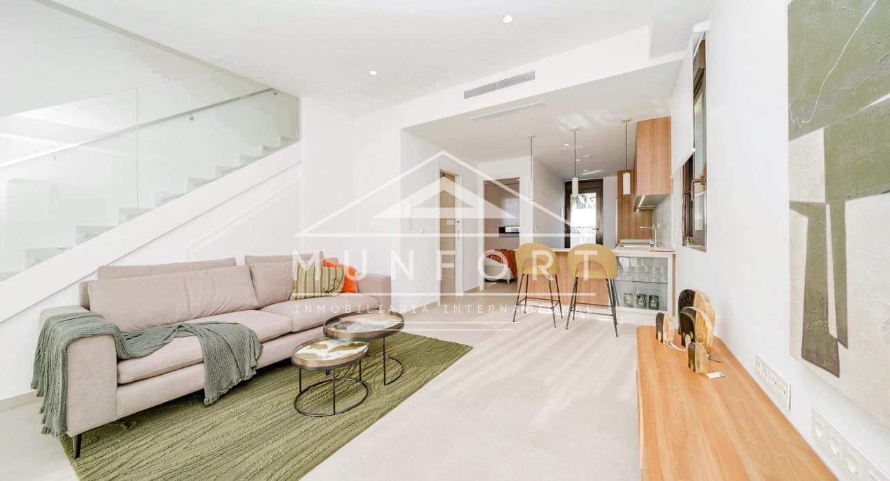 4 soverom Hus til salgs i Pilar de la Horadada med svømmebasseng - € 369 900 (Ref: 9283052)