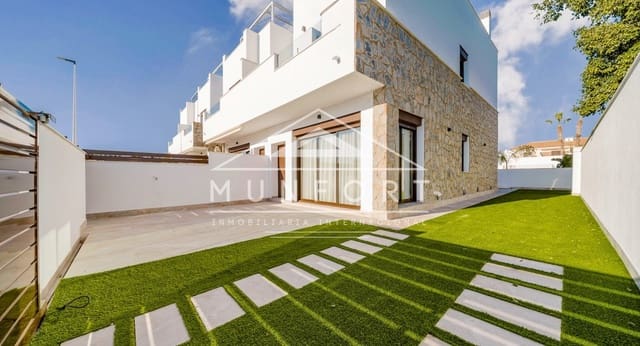 4 slaapkamer Huis te koop in Pilar de la Horadada ciudad, Pilar de la Horadada met zwembad - € 369.900 (Ref: 9283052)