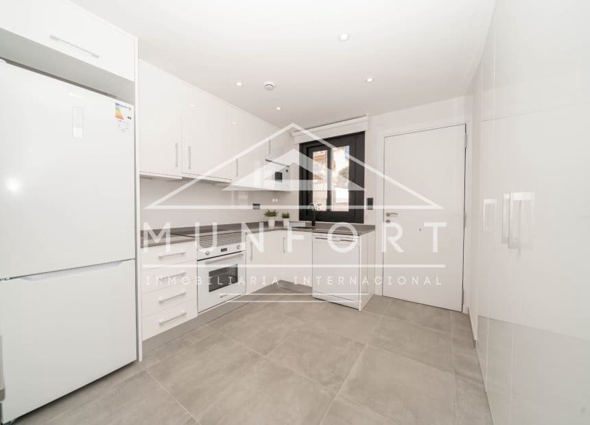 2 soverom Bungalow til salgs i San Miguel de Salinas med svømmebasseng garasje - € 251 900 (Ref: 9283464)