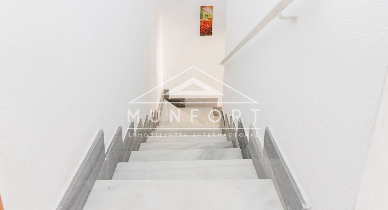 3 makuuhuone Omakotitalo myytävänä paikassa Los Cuarteros - 165 000 € (Ref: 9283550)